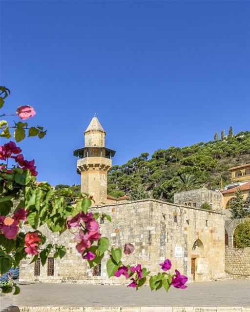 Esta pequena mesquita é a mais antiga do Monte Líbano e está situada na... (Deïr El Qamar, Mont-Liban, Lebanon)