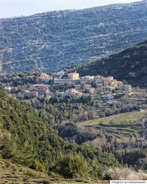 Even the darkest nights end with a sunrise ☀️ Toula  Zgharta 22.03.2019... (Toûla, Liban-Nord, Lebanon)