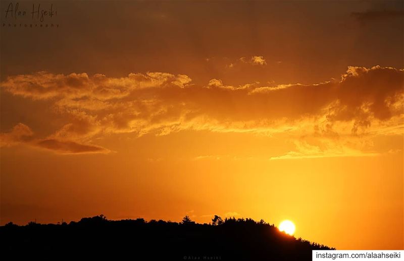 Every Sunset is a new Opportunity 🌅... Hseiki  Lebanon  beirut ... (Sirjbal, Mont-Liban, Lebanon)
