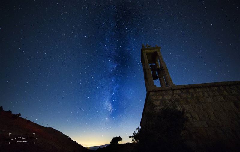 Everyone is asleep and the sky is awake.2500m... (Oyoun oreghoch)