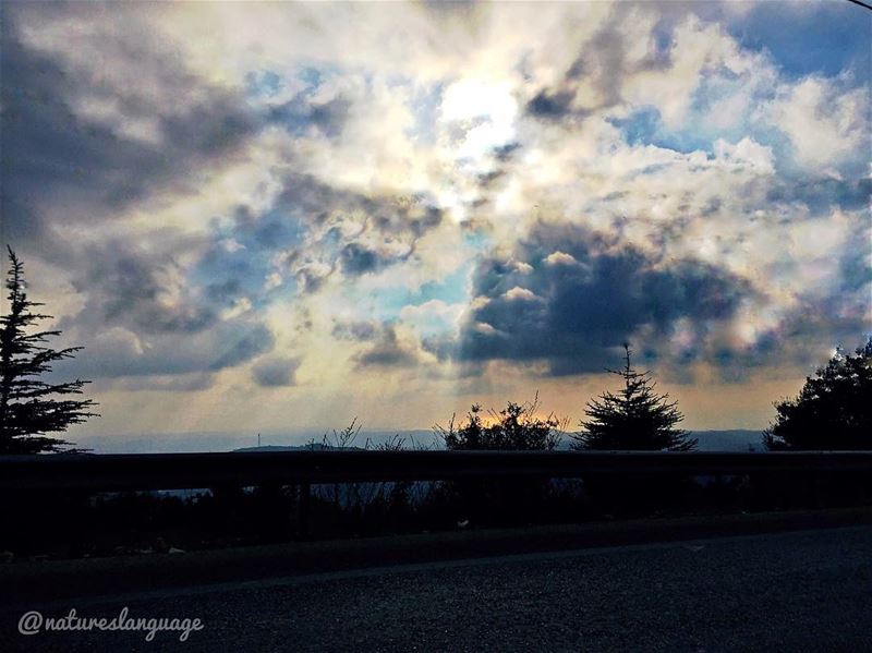 Eye catching view of the skies of  lebanon  mylebanon  lebanon_hdr ... (Roûm, Al Janub, Lebanon)