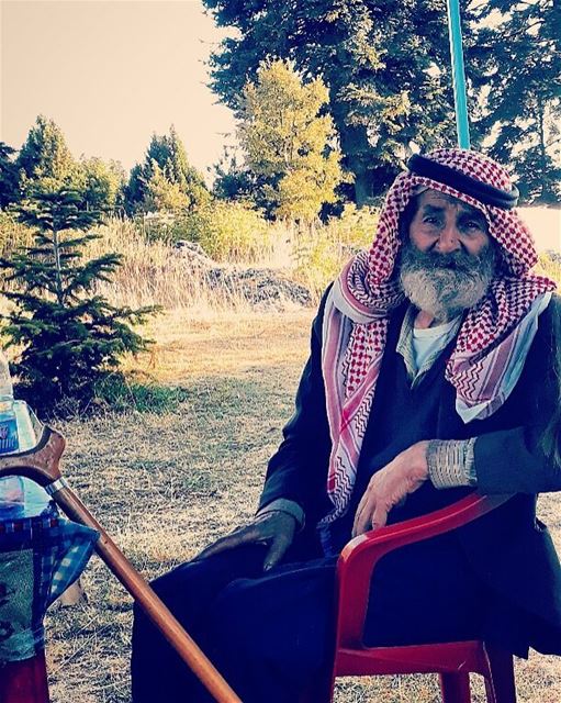  eyes are never  quiet oldsoul  youngspirit  beatifulheart  oldman ... (Fnaïdek, Liban-Nord, Lebanon)