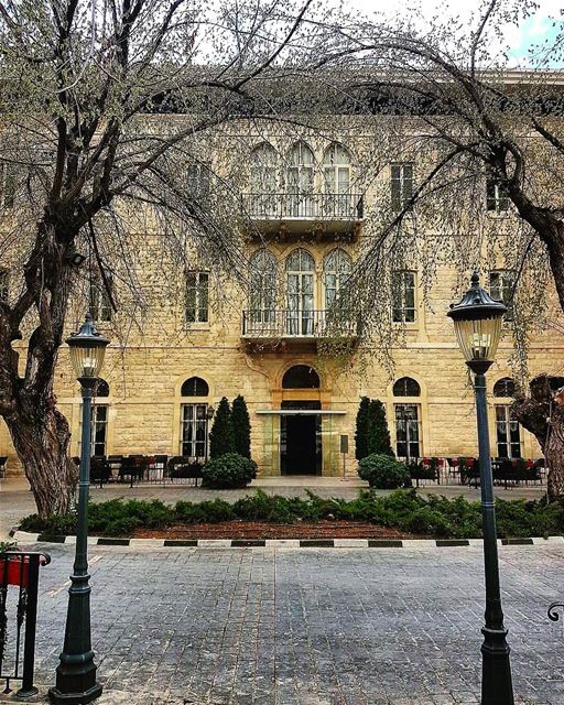 Fachada do glorioso Grand Hotel Kadri, o mais tradicional hotel de Zahle. É (Cristal Grand Kadri Hotel - Lebanon)