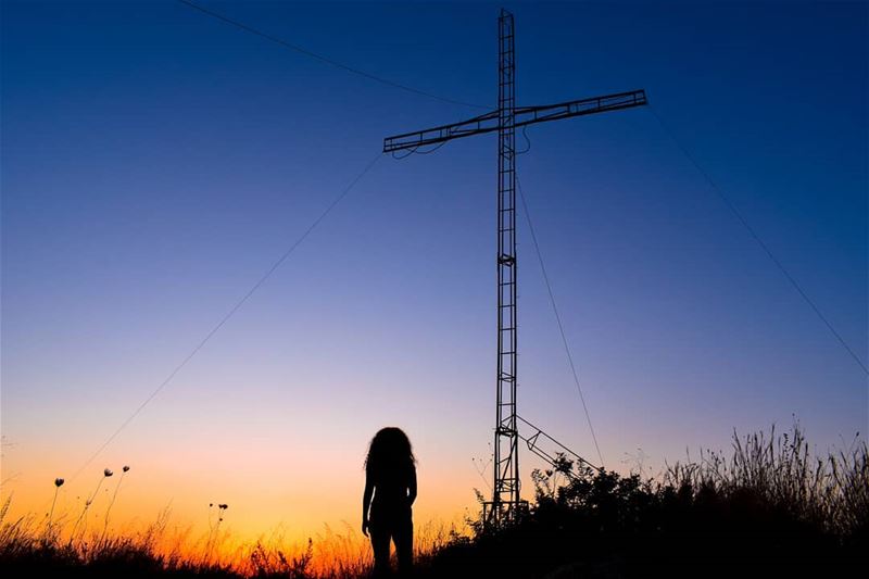 "Faith: It does not make things easy, it makes them possible." •Luke 1:37...