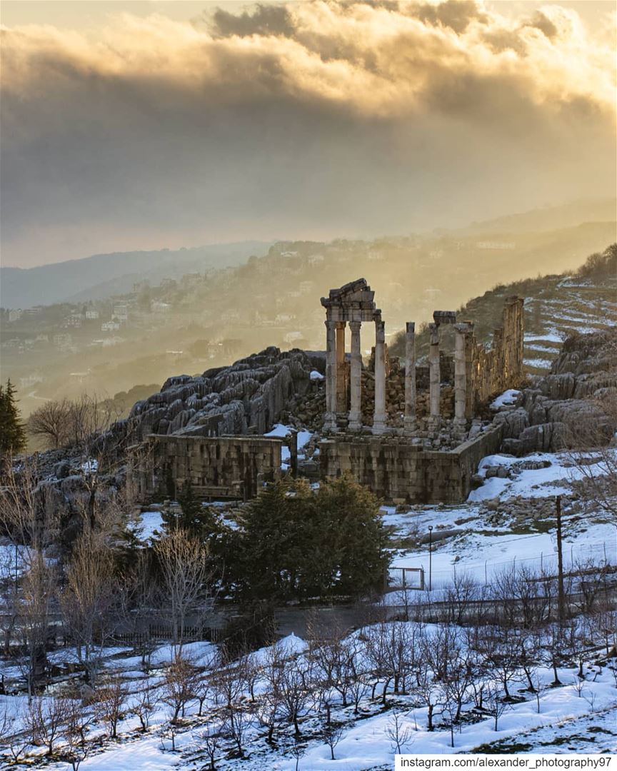 Faqra Roman ruins - The golden hour - Fog and mist created unique colors... (Fakra Kfarzebian Liban)