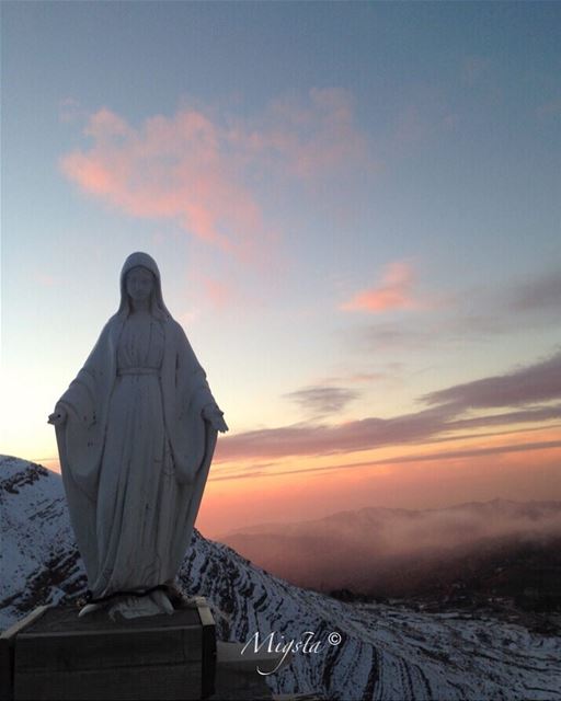  faraya  livelovefaraya  lebanon  greatview  farayalovers  sunset  snow ...