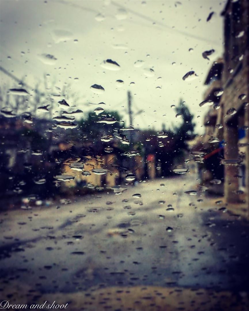 Feel the magic of rain @adham_ma_  dreamandshoot  longlife  superlebanon ... (Niha El Chouf)