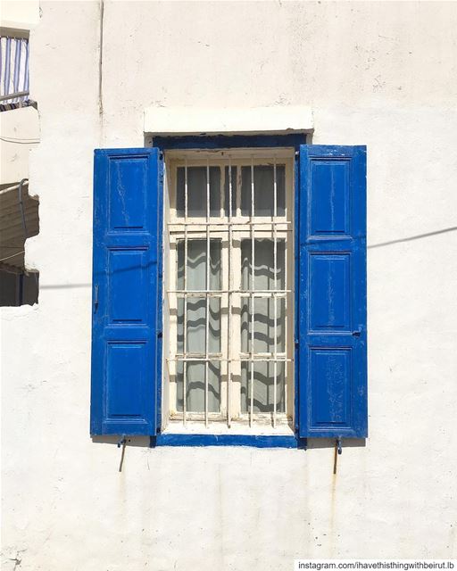 feelin' blue 🌀•• ihavethisthingwithbeirut  passionpassport ... (Al Batrun, Liban-Nord, Lebanon)