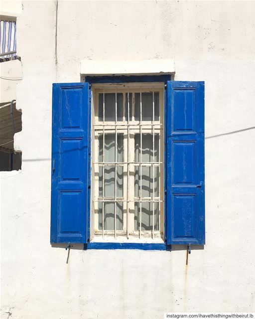 feelin' blue 🌀•• ihavethisthingwithbeirut  passionpassport ... (Al Batrun, Liban-Nord, Lebanon)