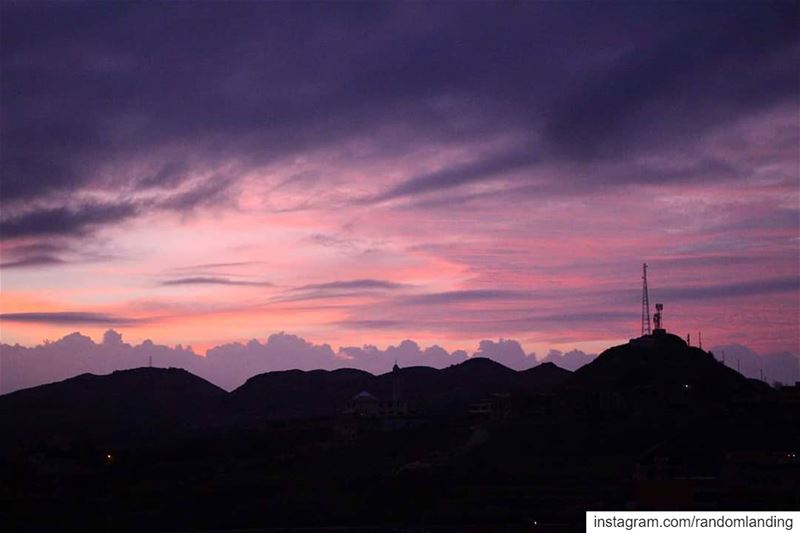 Festival of colors sunset  colours  sky  skyfullofwonders  shadesofpink ... (Azawardi Laklouk)