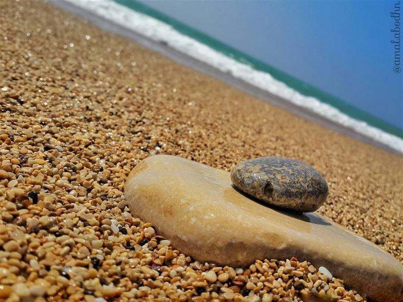 find beauty everywhere! 📷☀👌🌊 beach  beachlover  beachlovers ... (Saïda, Al Janub, Lebanon)