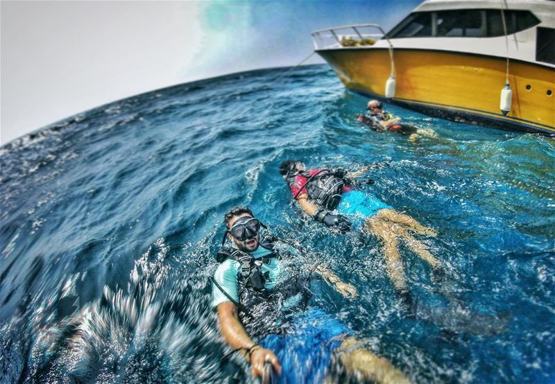 Finding Dave! ... mylebanon  lebanon  sea  chekka  diving  andi  boat ... (Chekka)