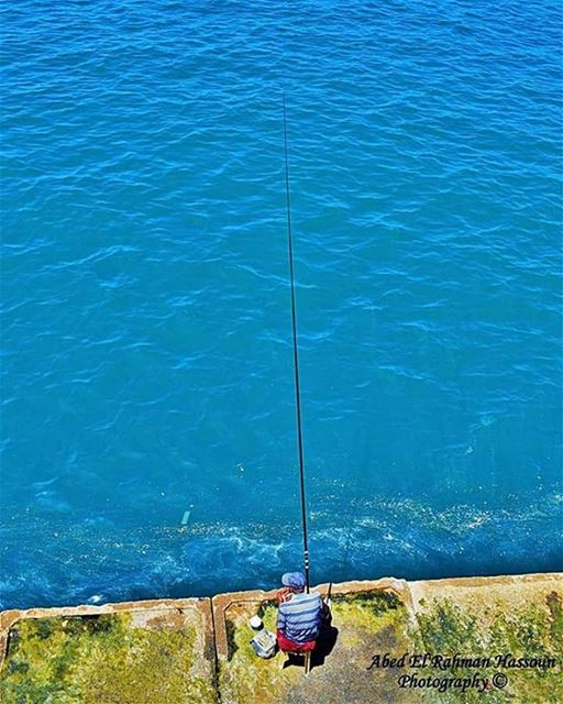 Fishing day in  Beirut 🌊 | Join me on Facebook for more pictures ╰▶ Abed... (Ain El-Mreisseh)