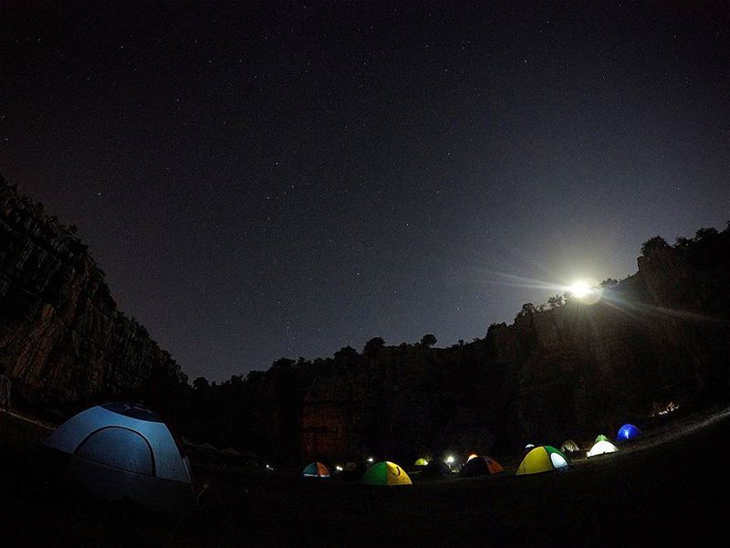  FiveBillionStarHotel  Stars  Moon   Tents  Camping  MajdelTarchich ... (Majdel Tarchich)