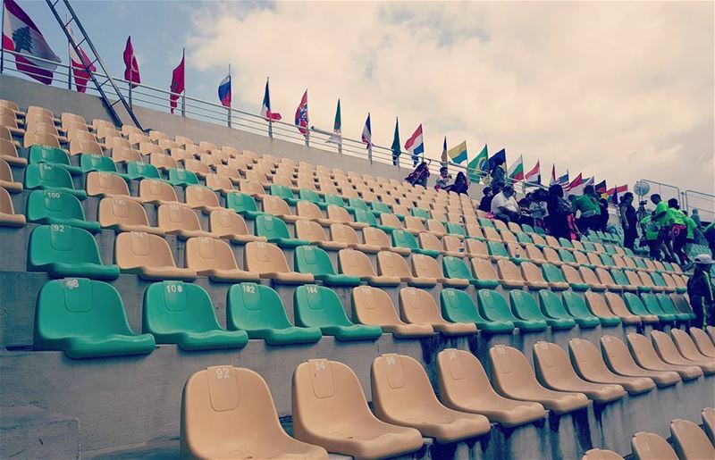  flag  lebanon  stadium  jounieh  10kmraceday  womensrace  womeninpower ...