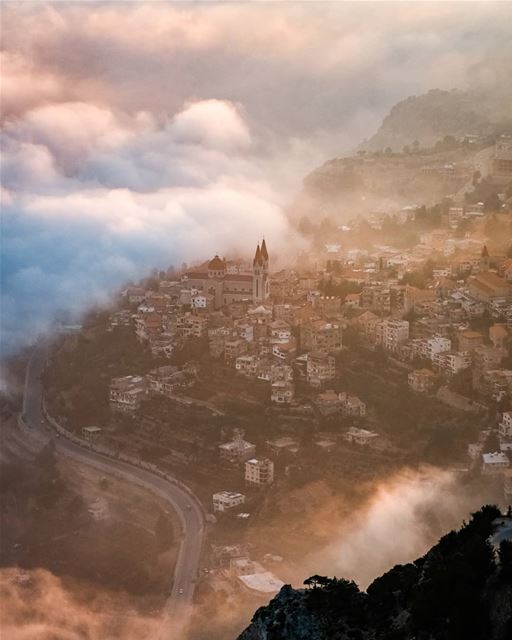 Floating between the clouds | Bcharre, Lebanon. Beautiful clouds appeared... (Bcharré, Liban-Nord, Lebanon)