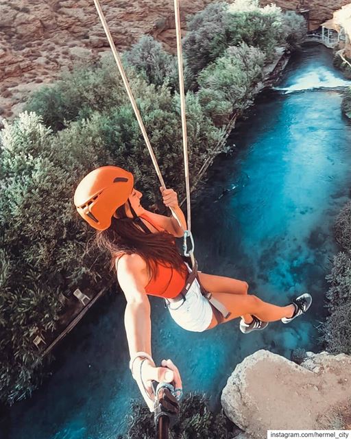 Flying upon  assiriver 🚣🌿🌳💦By @camilla.roses hermel  hermel_city ... (Assi River)