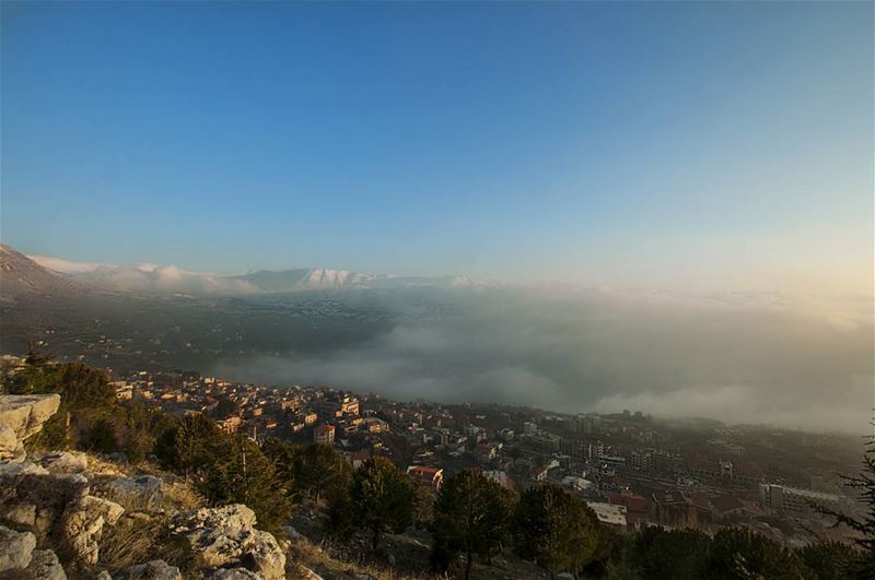 Foggy village °°° Ehden  liveloveehden  Lebanon  livelovelebanon  Nikon... (Ehden, Lebanon)