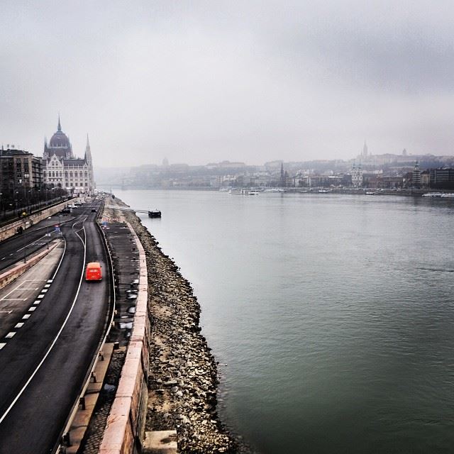  fogs  Budapest  river  Danube  ig_hungary  ig_lebanon  igworldclub ...