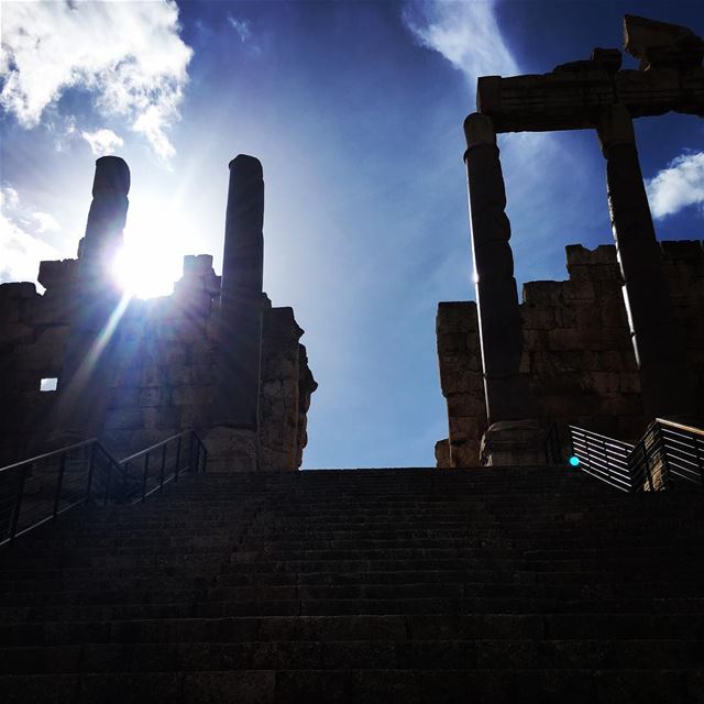 Follow The Light. baalbeck  cityofthesun  lebanon  livelovelebanon ... (Baalbek, Lebanon)