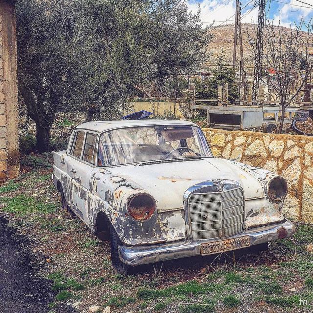 -For the love of vintage-... livelovebekaa  mercedes  bekaa ... (Beqaa Valley)