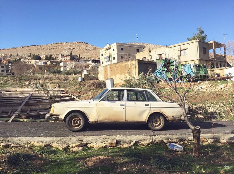 -For the love of vintage-... livelovebekaa  snow  bekaa ... (Hadeth Baalbek, Béqaa, Lebanon)