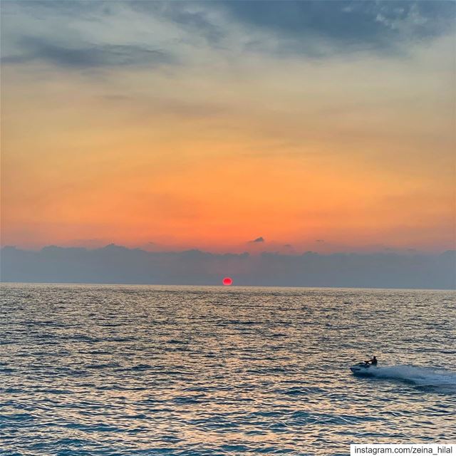 Forever chasing sunsets 🌅