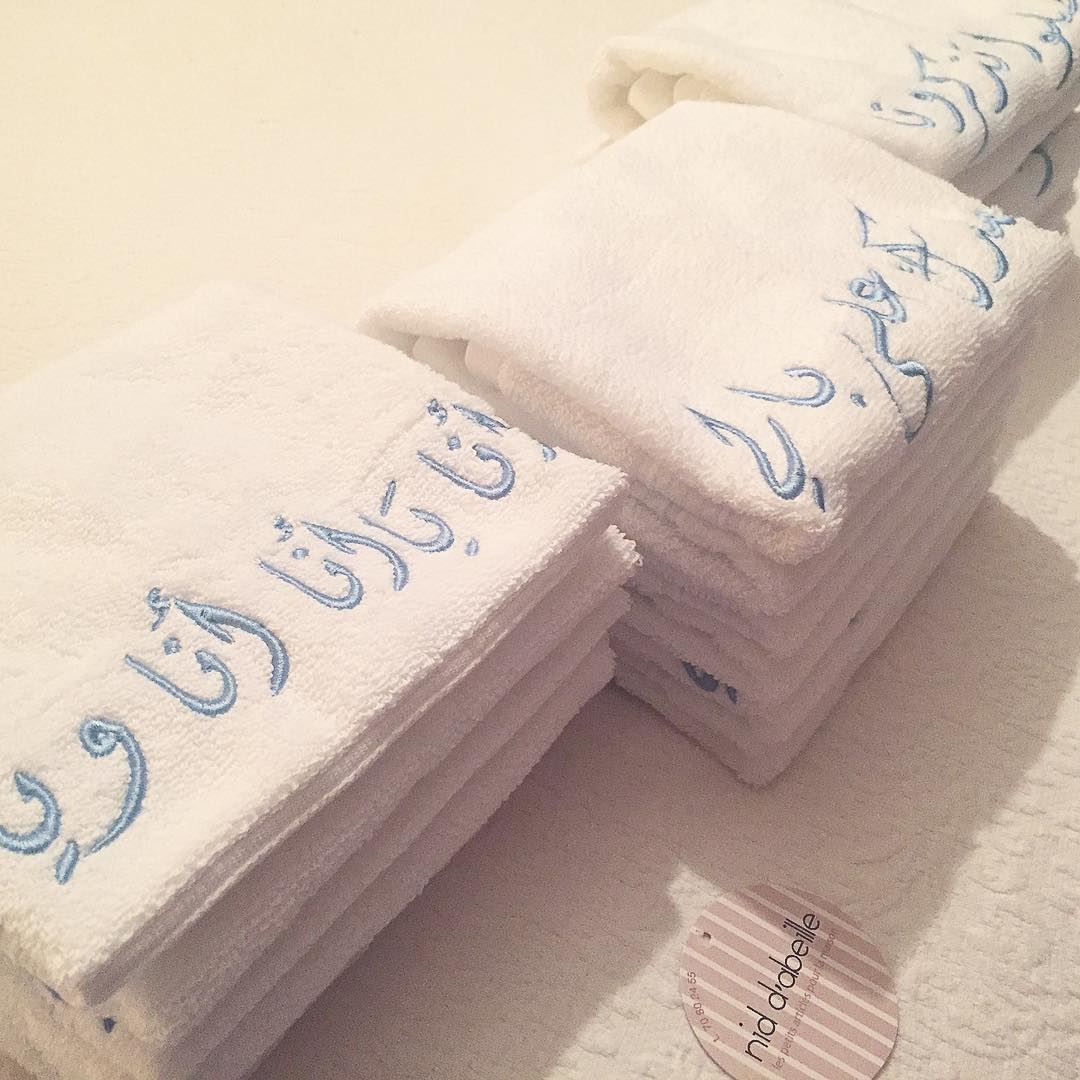 Forever in LOVE 💌 spice up your bathroom with fayrouziyeit towels 🎼...