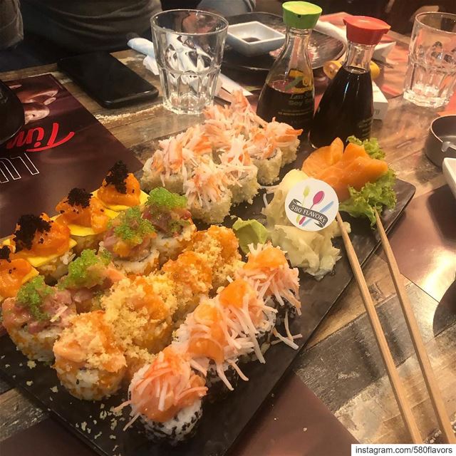 Friday night calls for sushi 🍣 😍 @sa7se7official  bnachii  zgharta ..... (Sa7Se7)