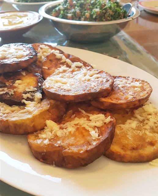 Fried Garlic Eggplant🌸Ingredients🌸1 large eggplant2 cups of flour2... (Greater Montreal)