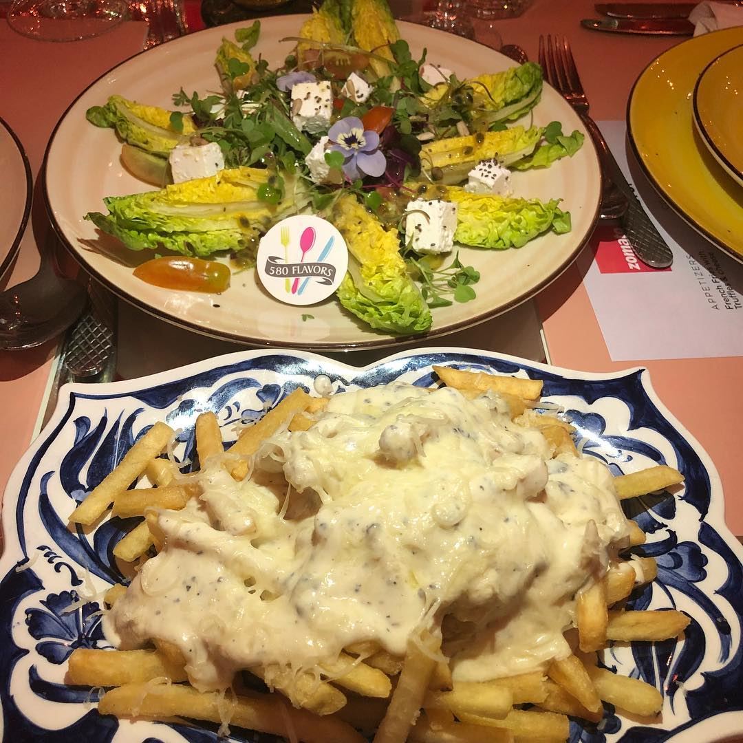 Fries with truffles and Hawaiian salad 😍😍 the perfect pair from the... (Badaro the Street)
