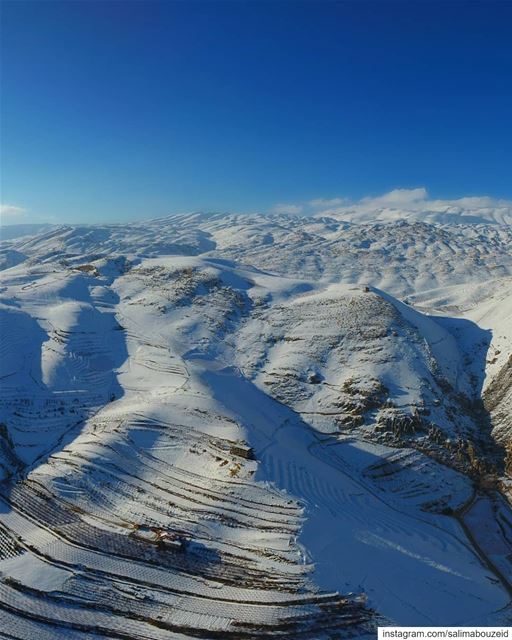 From Ferzol to Mount Sannine🔝❄Swipe ⬅️ for the view 💙------------------ (Lebanon)