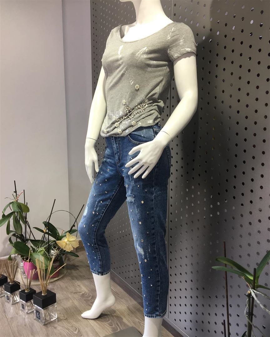 From our jeans collection, now on sale!DailySketchLook 408 shopping ... (Beït Ech Chaar, Mont-Liban, Lebanon)
