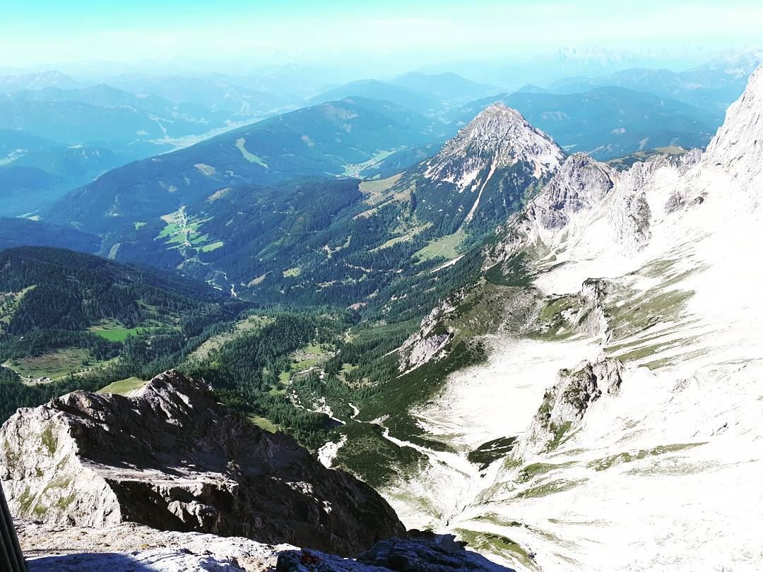 From the  cablecar 🚠 💙  alpes  dachstein from above  perfect  mountains ... (Dachstein Mountains)