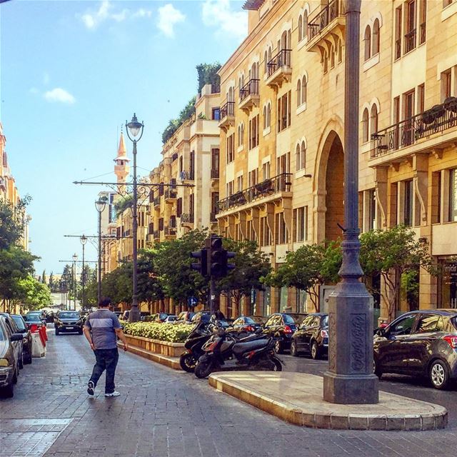 Frozen Time lapse 🚶🏼:::::::::::::::::::::::::::::::::::::::::::::::::::: (Downtown Beirut)