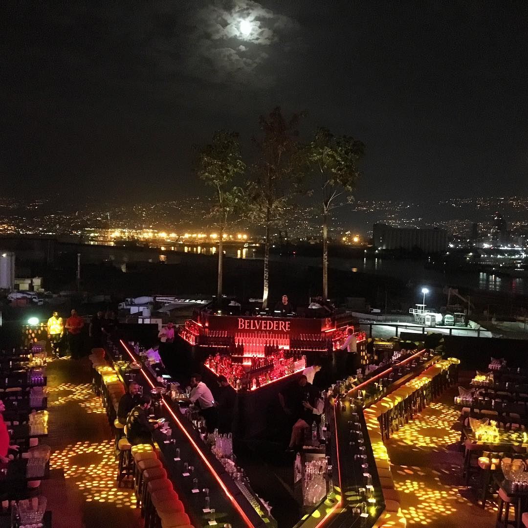  fullmoon  nightout  porscheclublebanon  skybar  beirut  bynight  lebanon ... (SKYBAR Beirut)