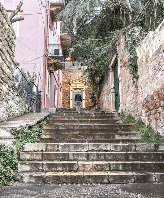 Gemmayze neighborhood, Beirut Lebanon 🇱🇧...... proudlylebanese ... (Beirut, Lebanon)