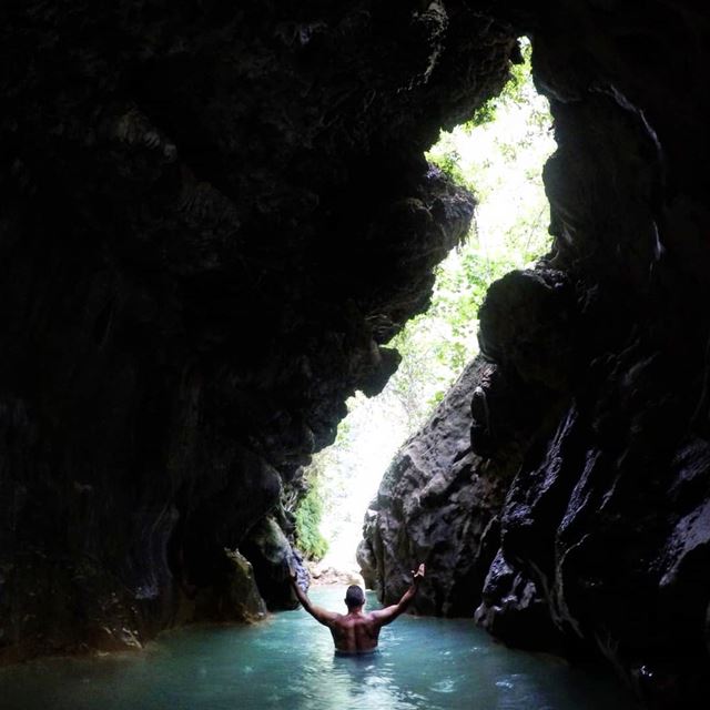 Get lost in nature... You'll find yourself 👌 RiverCave  Chouwen ... (Chouwen)