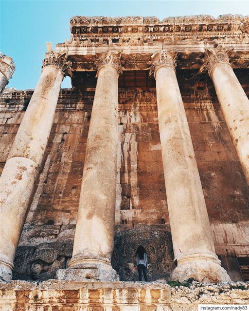 Gigantic proportions!............... instagood  baalbeck  webstapick... (Baalbek , Roman Temple , Lebanon)