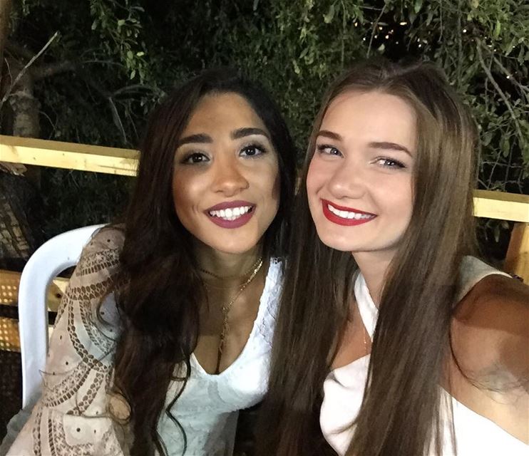 😘😘😘  girl  lebanon  jbeil  instalike  instagood  cute  like  like4like ... (Behdideit)