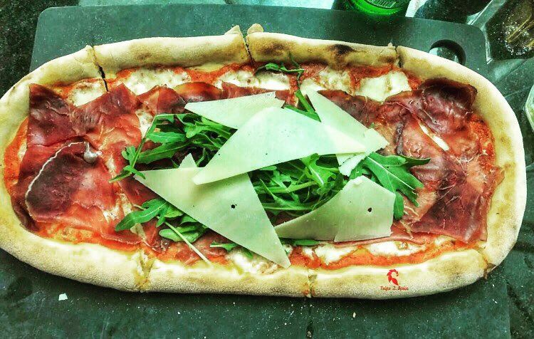 Give me pizza NOW 😉. ======================📍 @baritaliakitchenandbar .• (Beirut, Lebanon)