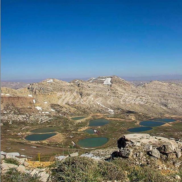 Go to my profile so u can see the panoramic view divided in 3 photos (it's...