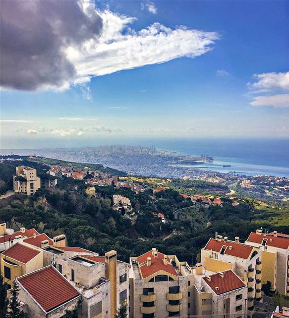 God bless our country🏡🌲💚Beirut city as see from Brummana.. brummana ... (Brumana, Mont-Liban, Lebanon)