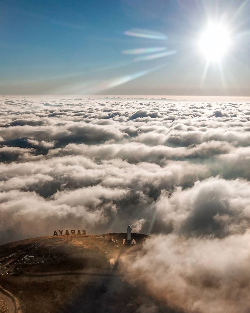  God fingerprints ❤... Faraya  Christ  Jesus  mountain  fog  cloudporn... (Saint Charbel-Faraya)