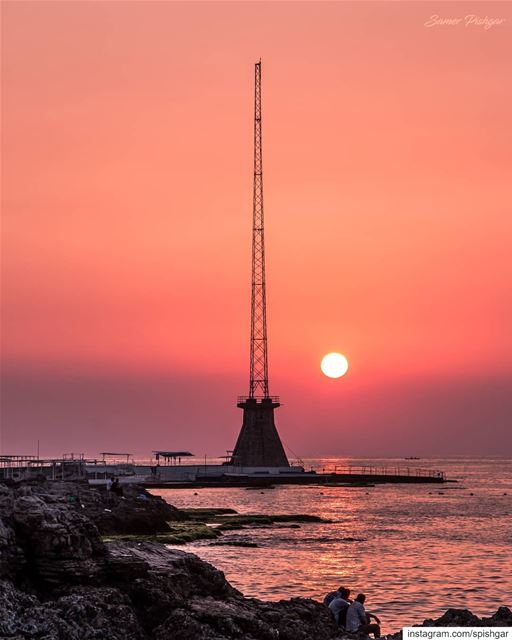 God's fingerprint...... sunsets  Lebanon  sunlight  Lebanese ... (Manara Beyrouth)