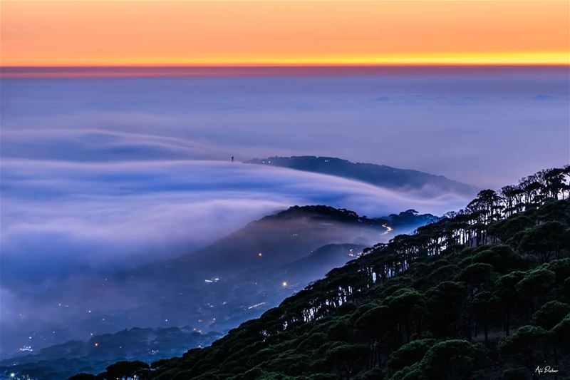 Golden hour 🌅..... sunset sunsetpics landscape landscapephotography... (Mount Lebanon Governorate)