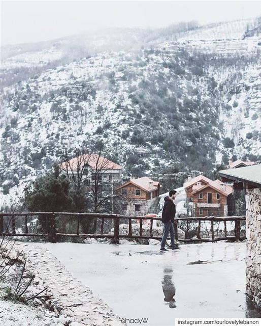 Good after noon everyone❄️💙Photo by @shadyw 💙💙💙  OurLovelyLebanon ...