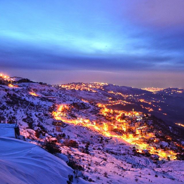 Good evening all with this awesome snowy view of Qobbeiaa village at...