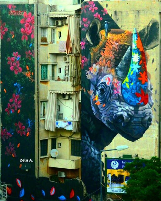  good  evening  artwork  artist  art🎨  streetphotography  colors ... (Spears - Hamra)