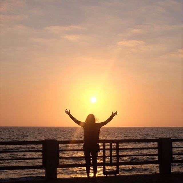 Good evening! 🌅Enjoy your week 🤗•.. jbeil  liban  sunset  nature ... (Byblos, Lebanon)